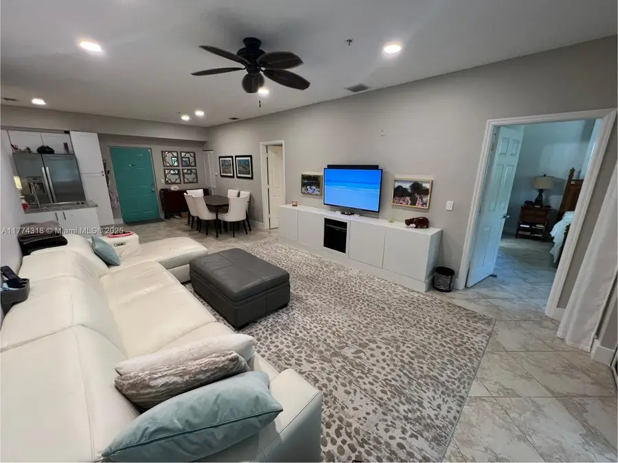 75 Gulfstream Rd #211B, Dania Beach, FL 33004 - Image #3