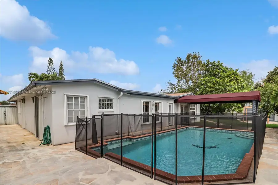 6051 SW 110th Ave, Miami, FL 33173 - Image #2