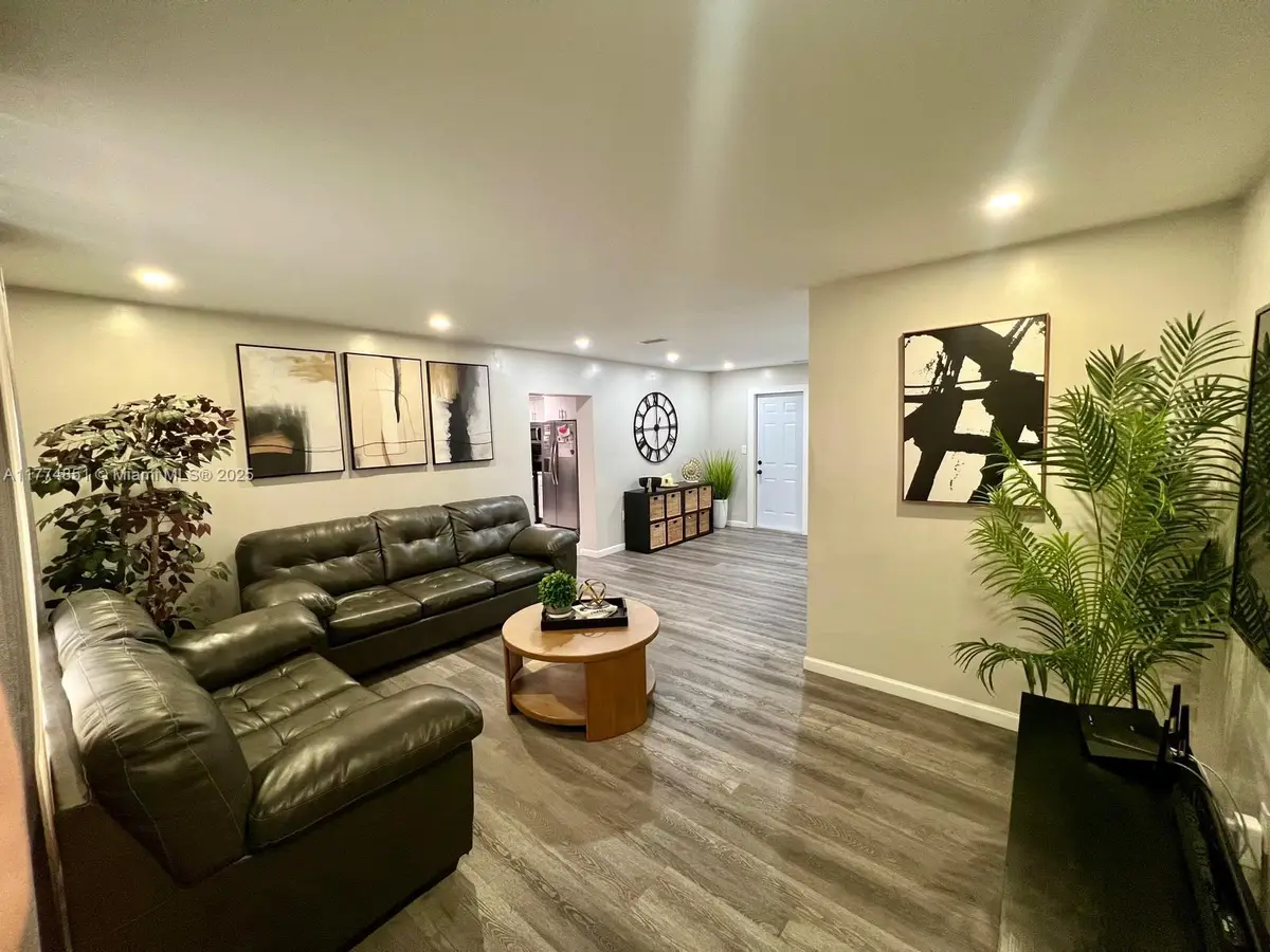 545 NW 136 St, North Miami, FL 33168 - Image #1