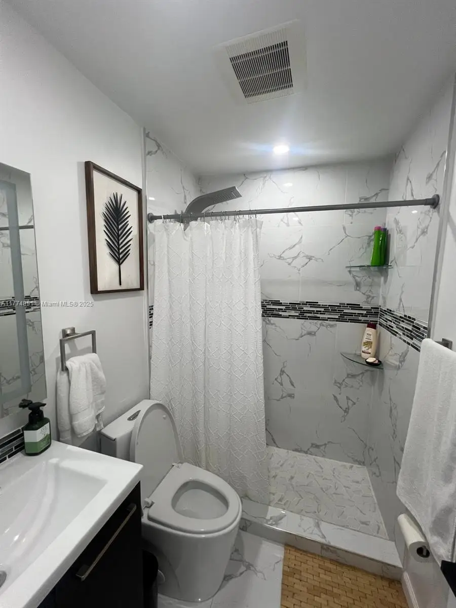 545 NW 136 St, North Miami, FL 33168 - Image #2
