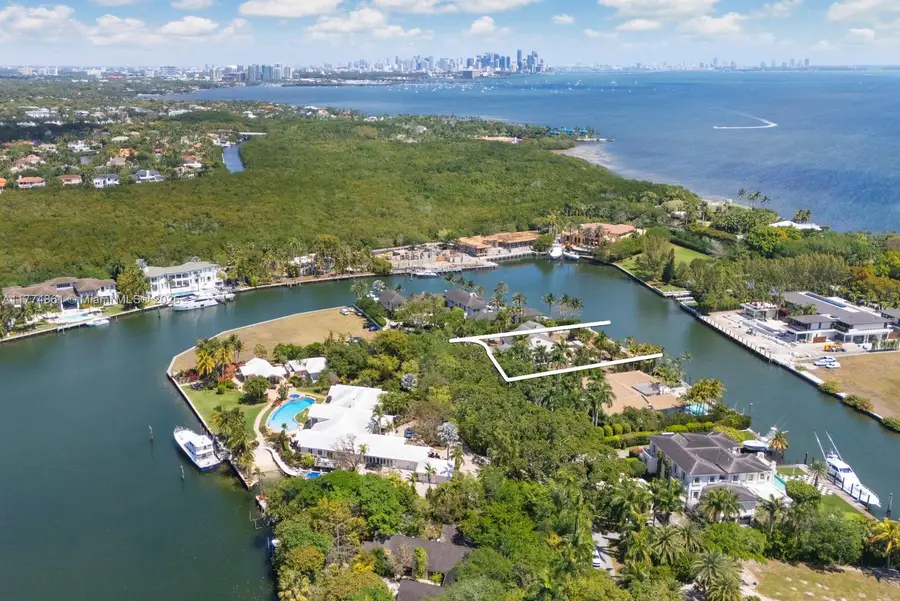 30 Leucadendra Dr, Coral Gables, FL 33156 - Image #3
