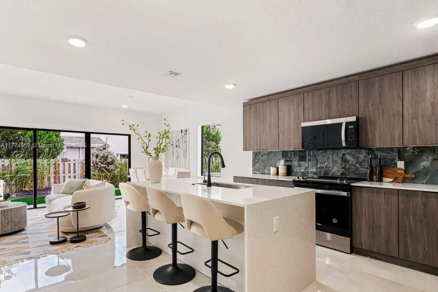 436 NW 13 Ct, Florida City, FL 33034 - Image #3