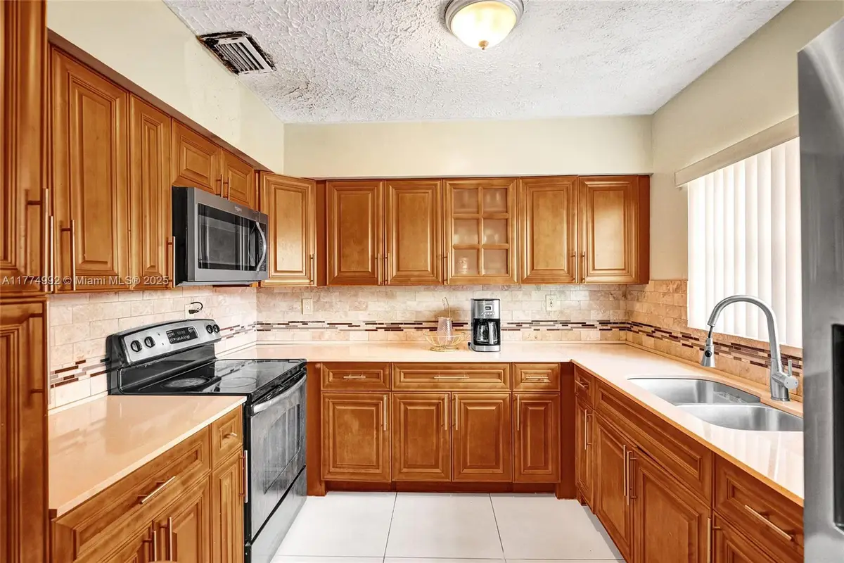 Address Withheld By Seller, Miami, FL 33162 - Image #1