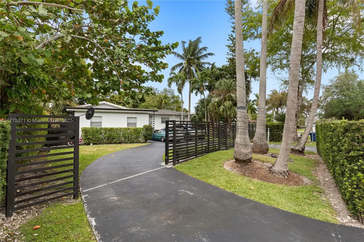 11810 W Biscayne Canal Rd, Miami, FL 33161 - Image #1