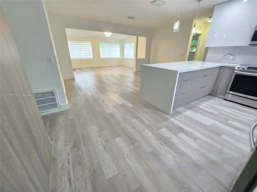 5101 SW 6th Ct, Margate, FL 33068 - Image #3