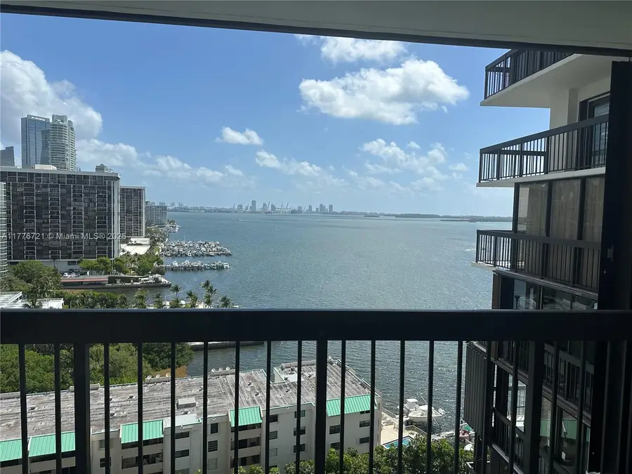 2333 Brickell Ave #1607, Miami, FL 33129 - Image #3