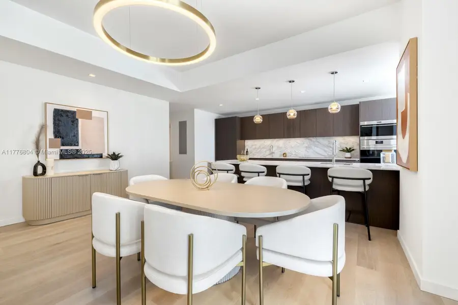 340 W 42nd St #601, Miami Beach, FL 33140 - Image #2