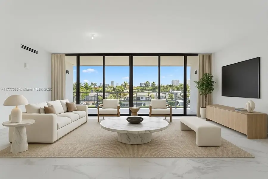 160 Isle Of Venice Dr. #PH2, Fort Lauderdale, FL 33301 - Image #2