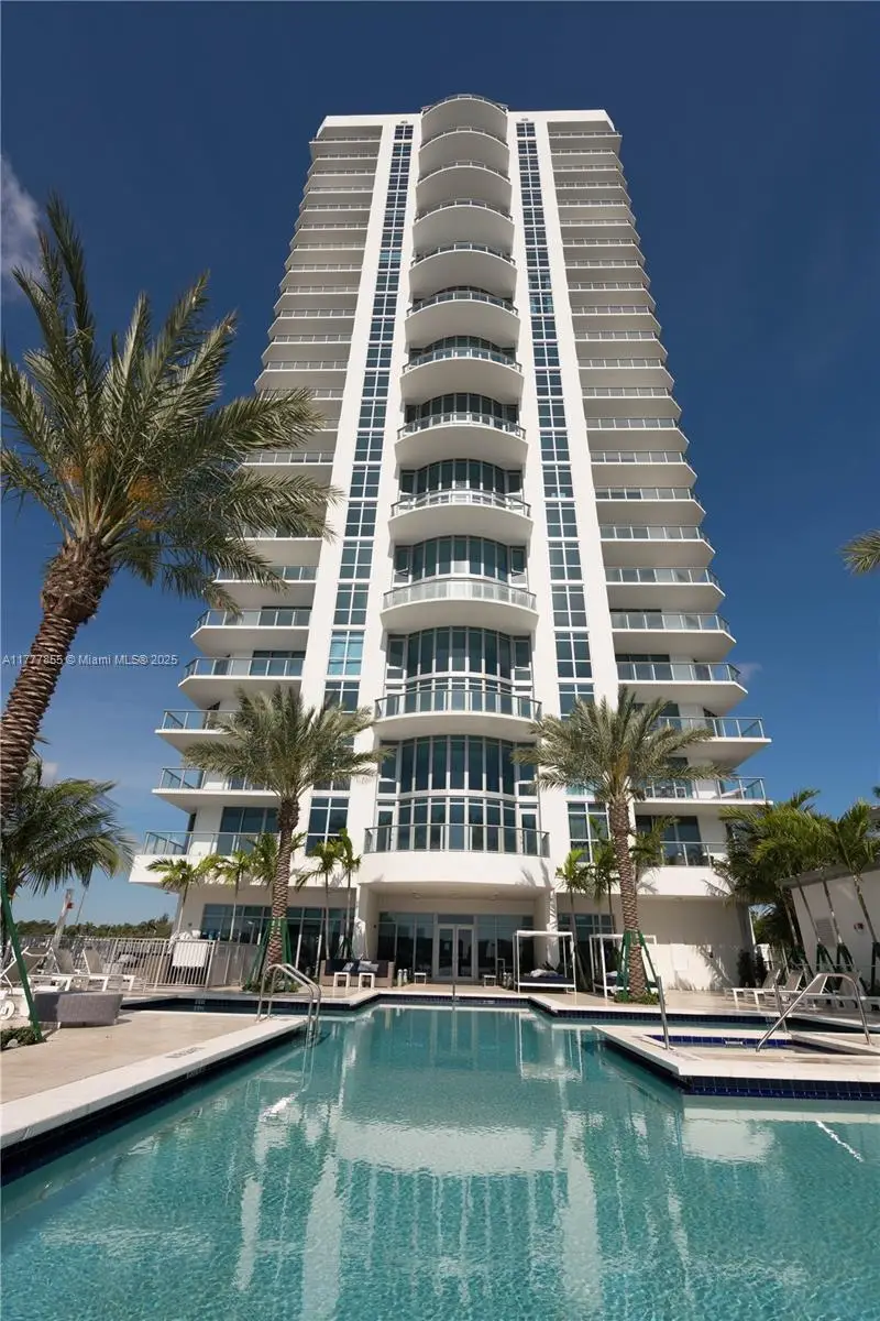 17301 Biscayne Blvd #2209, North Miami Beach, FL 33160 - Image #2