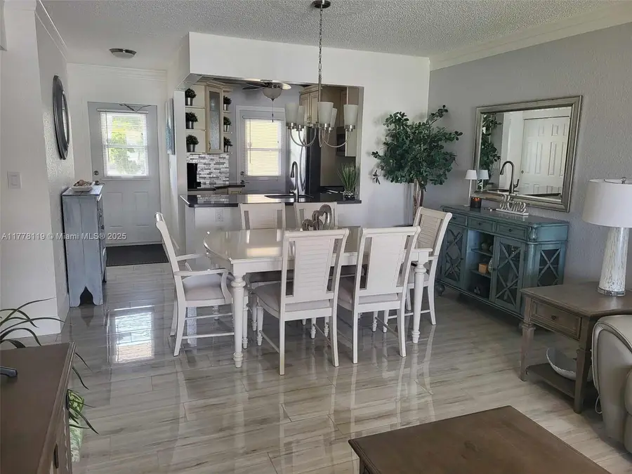 4701 NW 34th St #602, Lauderdale Lakes, FL 33319 - Image #3