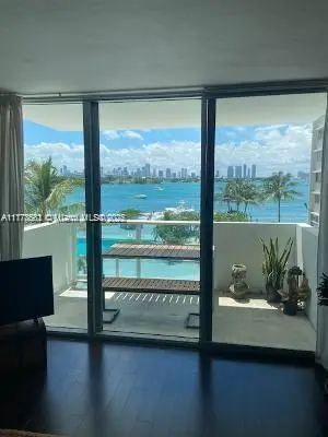 1200 West Ave #303, Miami Beach, FL 33139 - Image #2