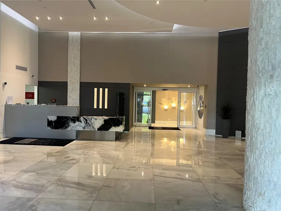 3300 NE 192nd St #616, Aventura, FL 33180 - #2