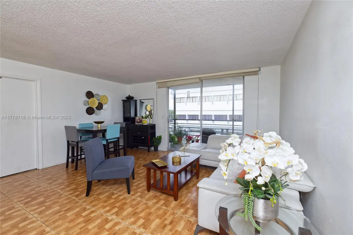 3195 Foxcroft Rd #F302, Miramar, FL 33025 - Image #1