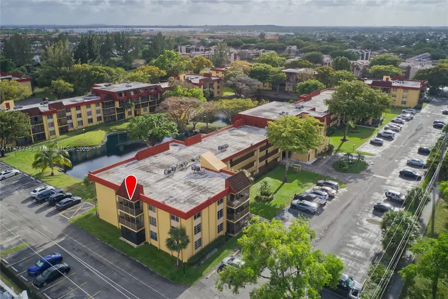 3195 Foxcroft Rd #F302, Miramar, FL 33025 - Image #2