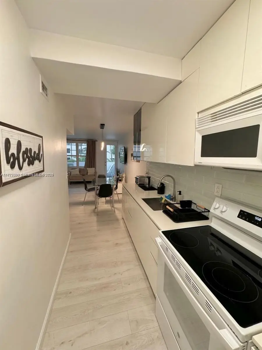 100 Lincoln Rd #430, Miami Beach, FL 33139 - Image #1