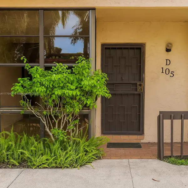 800 NE 199th St #105D, Miami, FL 33179