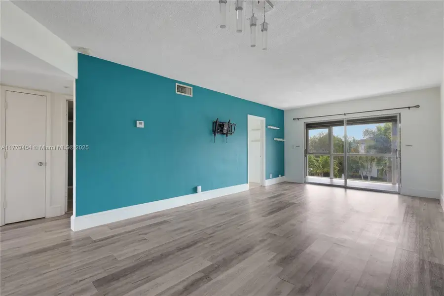 4200 Crystal Lake Dr #303, Deerfield Beach, FL 33064 - Image #3