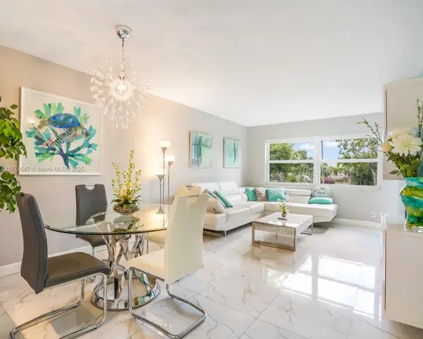 5121 W Oakland Park Blvd #205, Lauderdale Lakes, FL 33313