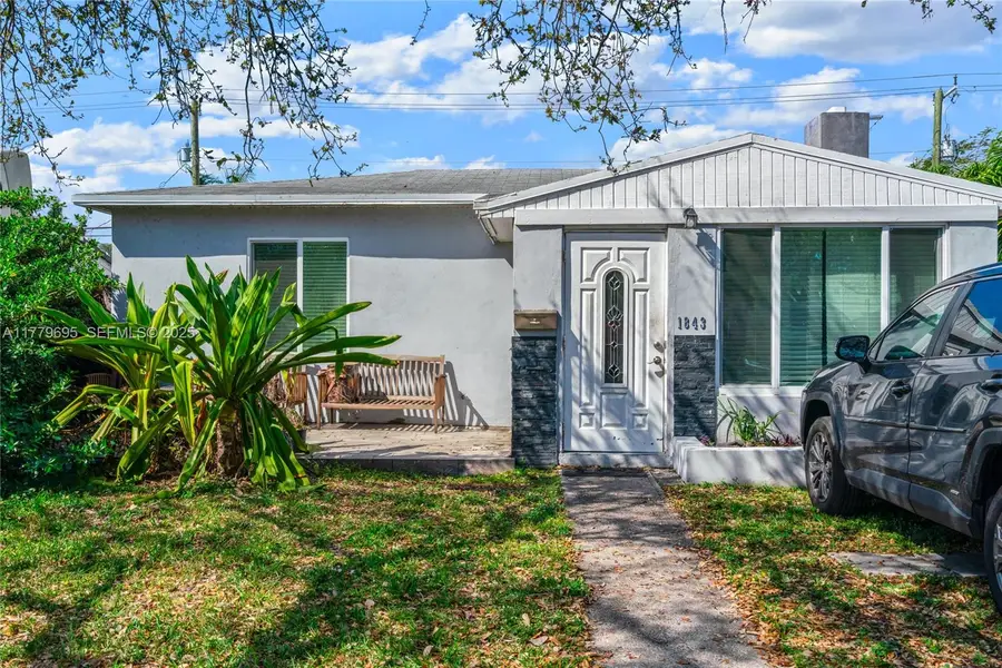 1843 SW 4th Ave, Fort Lauderdale, FL 33315 - Image #2
