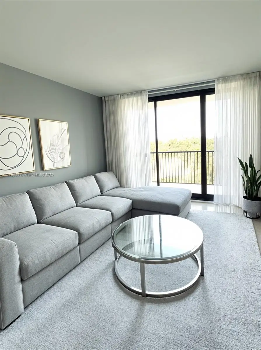 20301 W Country Club Dr #830, Aventura, FL 33180 - #3