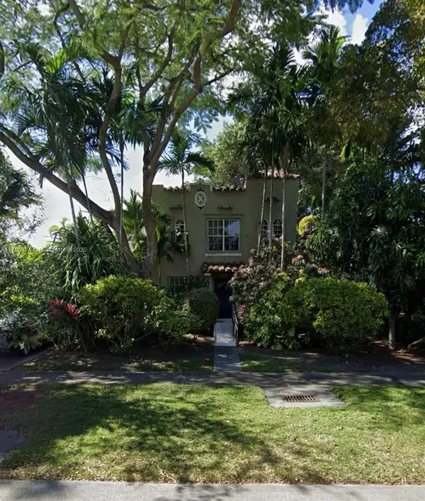 1118 Ferdinand St, Coral Gables, FL 33134