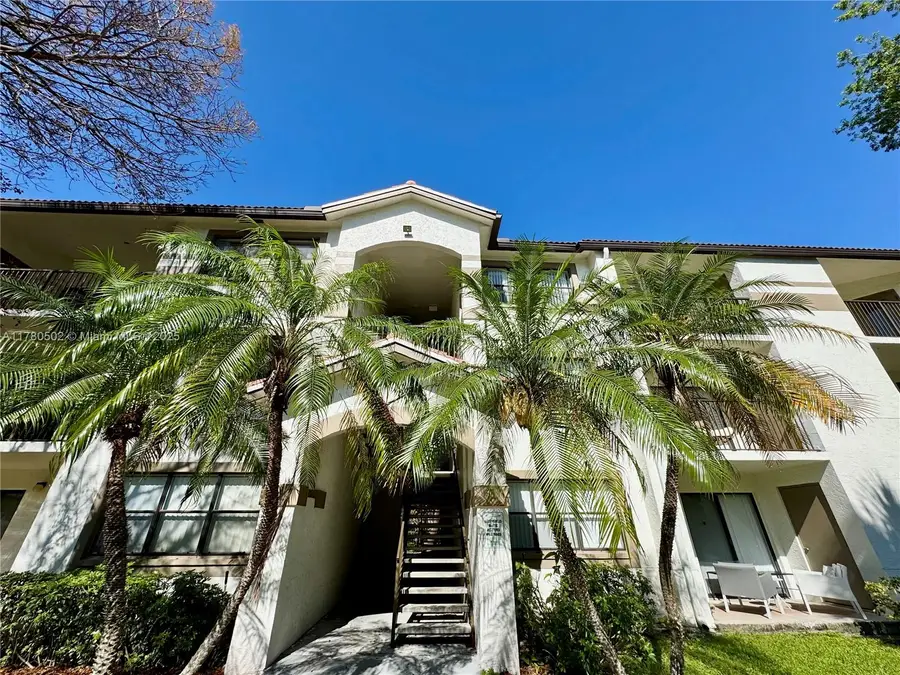 550 S Park Rd #36-8, Hollywood, FL 33021 - Image #2