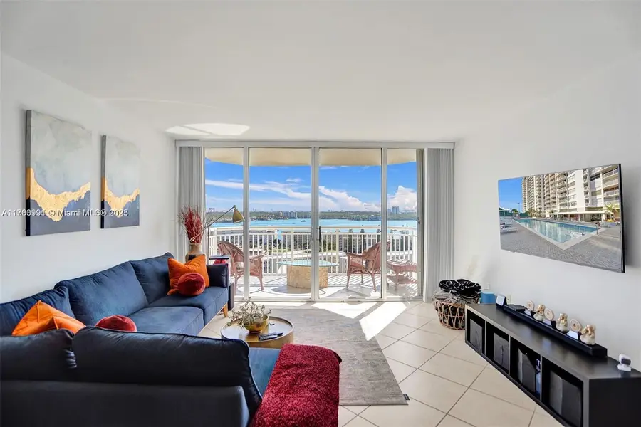 18041 Biscayne Blvd #1603, Aventura, FL 33160 - #2