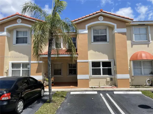 13857 SW 64th St, Miami, FL 33183