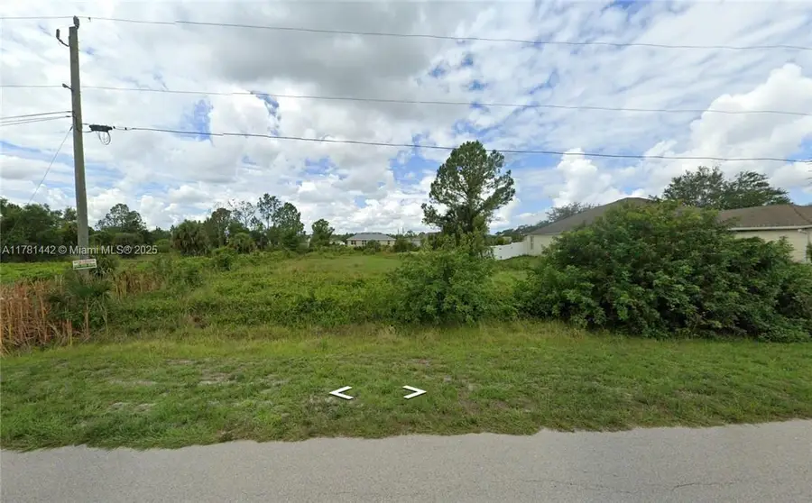 1908 Quintero Ln, Lehigh Acres, FL 33972 - Image #2