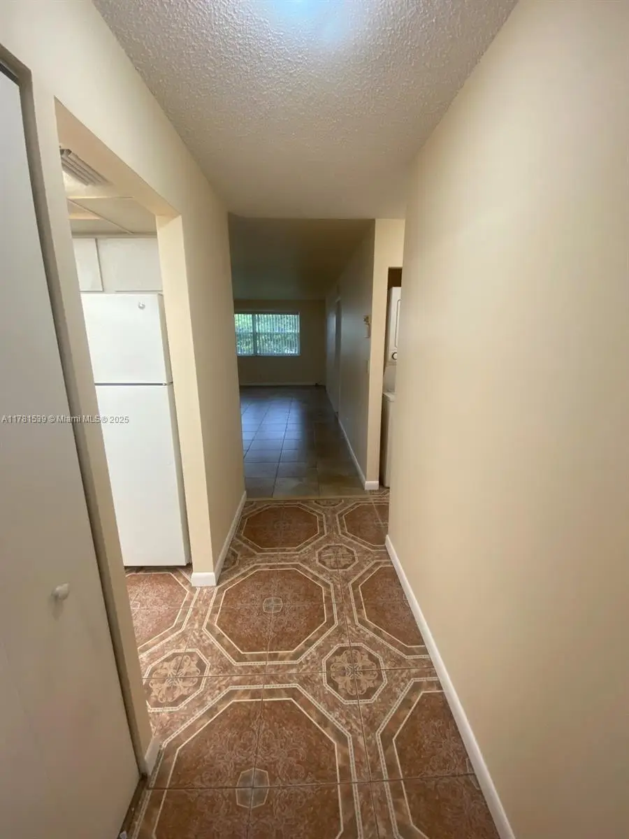 6890 Royal Palm Blvd #305H, Margate, FL 33063 - Image #3