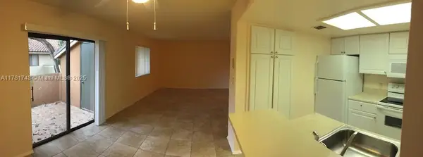 3204 Coral Lake Dr #3204, Coral Springs, FL 33065