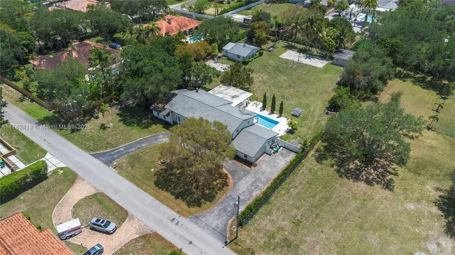 8350 SW 98 Th St, Miami, FL 33156 - Image #3