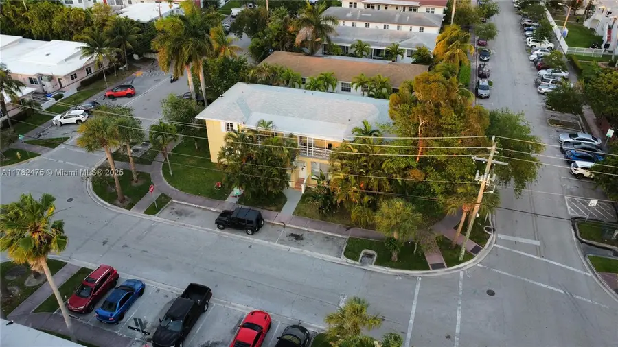 1797 Marseille Dr, Miami Beach, FL 33141 - Image #3