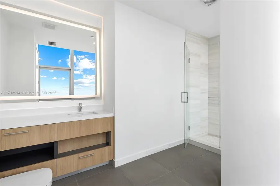 851 NE 1st Ave #PH 5500, Miami, FL 33132 - Image #3