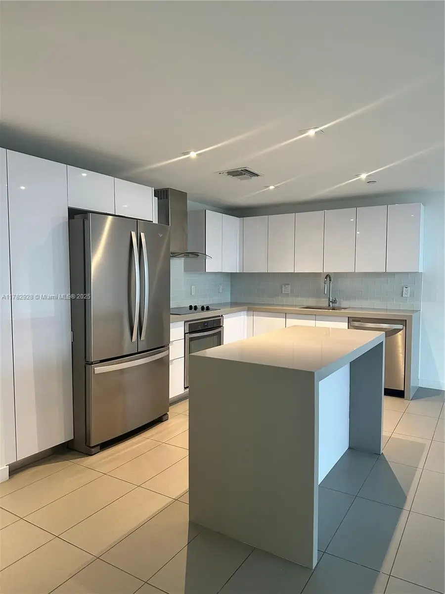 1600 NE 1st Ave #2017, Miami, FL 33132 - Image #2