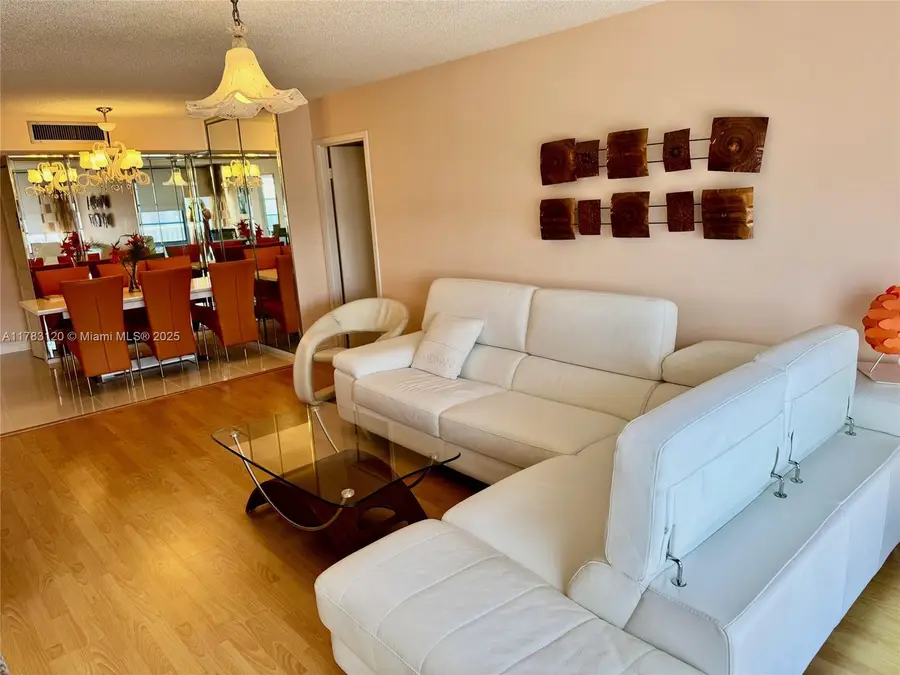 231 174th St #2308, Sunny Isles Beach, FL 33160 - #2