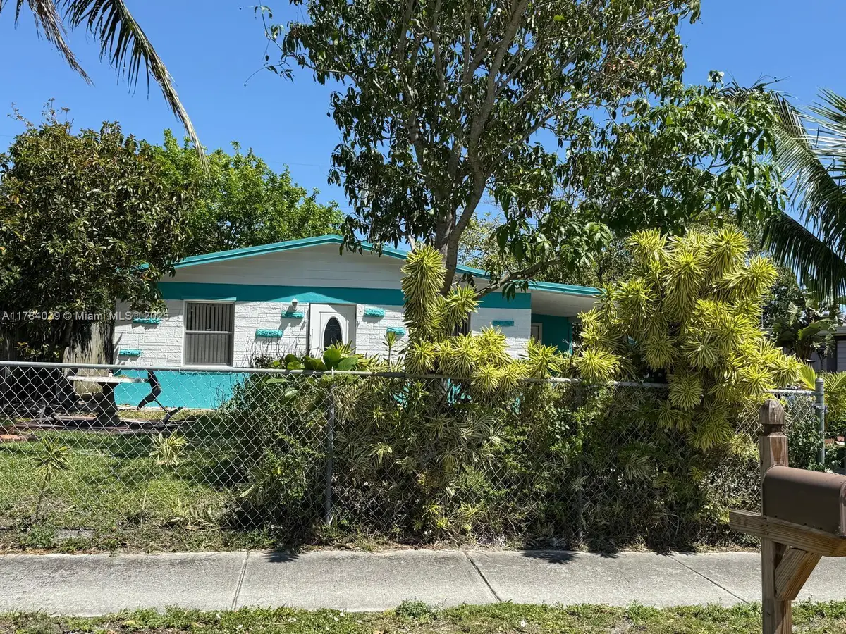 1128 W 6th St, Riviera Beach, FL 33404 - Image #1