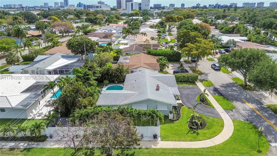 2133 NE 63rd Ct, Fort Lauderdale, FL 33308 - Image #3