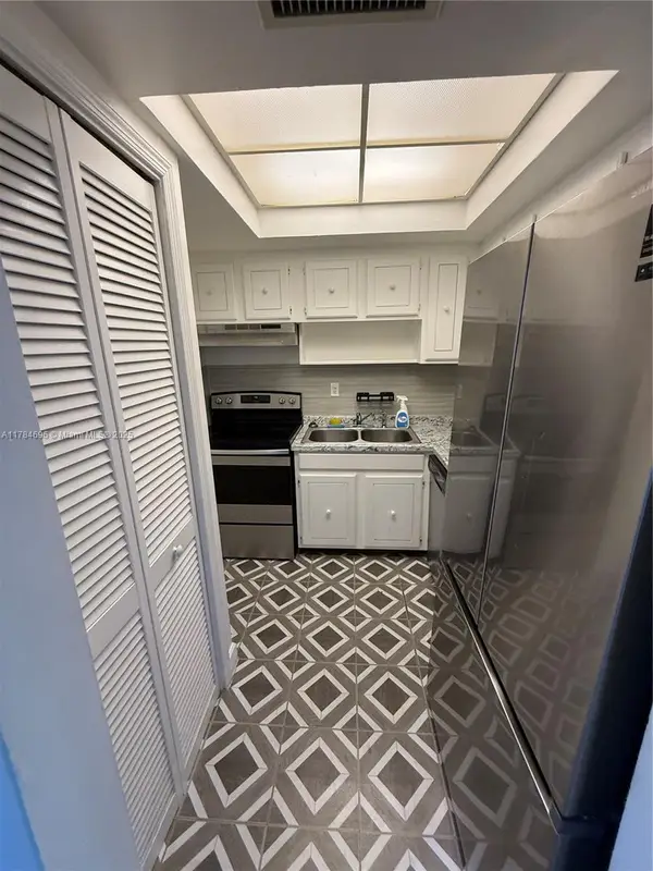 1535 SE 15th St #202, Fort Lauderdale, FL 33316