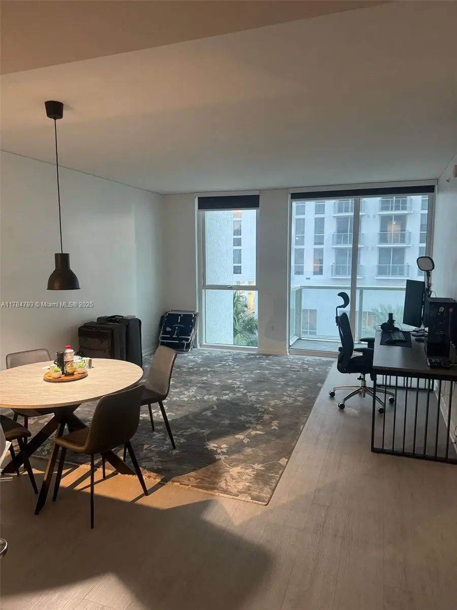 253 NE 2nd St #1406, Miami, FL 33132 - #2