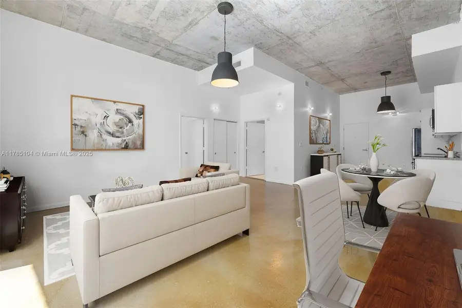 2001 Meridian Ave #412, Miami Beach, FL 33139 - Image #2