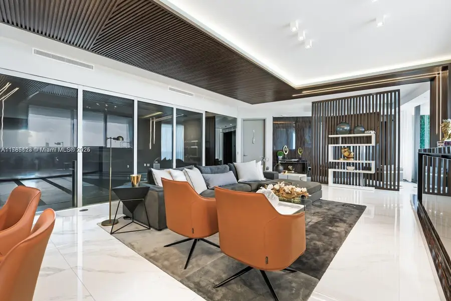 18555 Collins Ave #701, Sunny Isles Beach, FL 33160 - #3