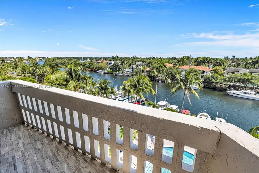90 Edgewater Dr #624, Coral Gables, FL 33133 - Image #2