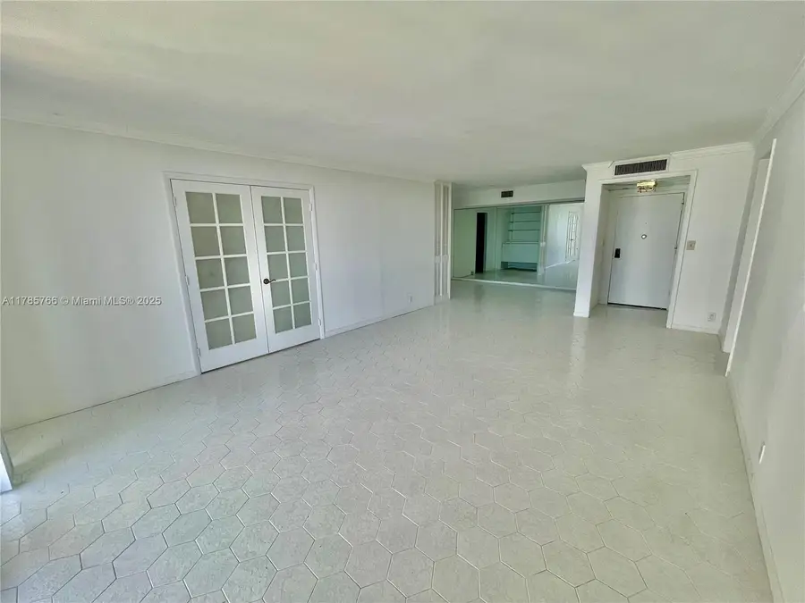 1111 Crandon Blvd #B804, Key Biscayne, FL 33149 - Image #3