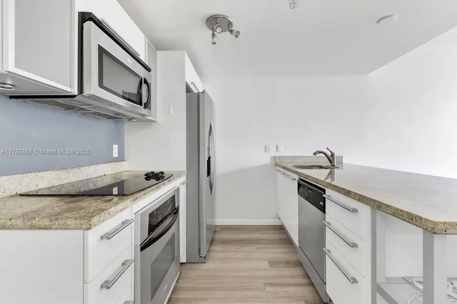 185 SW 7 St #1508, Miami, FL 33130 - Image #2