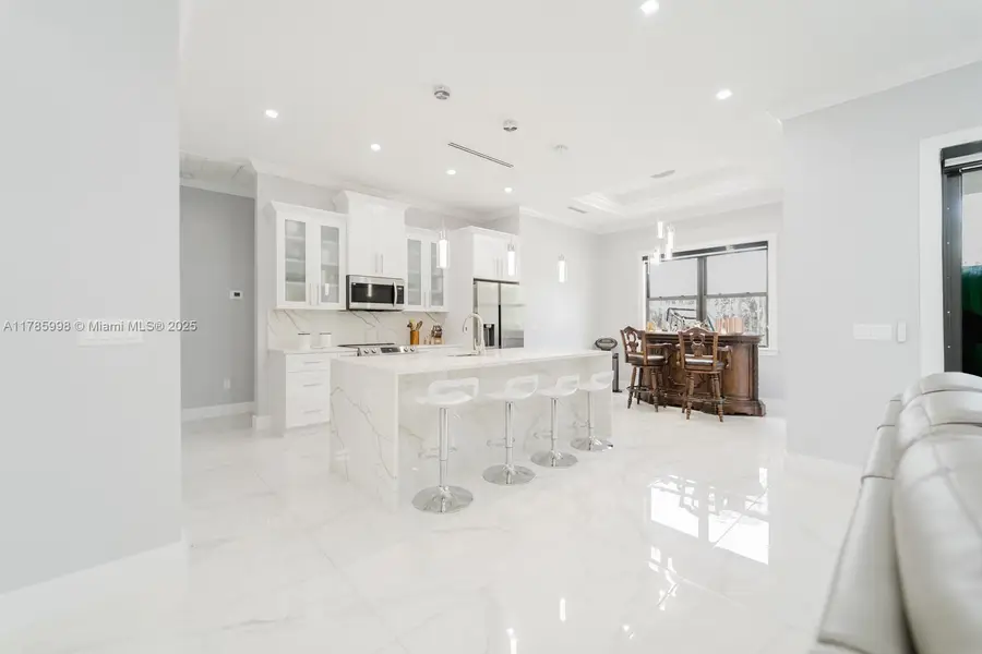 398 35th Ave Nw, Naples, FL 34120 - #3