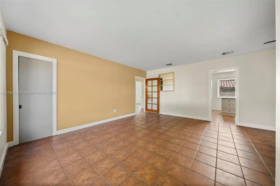 6150 SW 15th St, West Miami, FL 33144 - Image #3