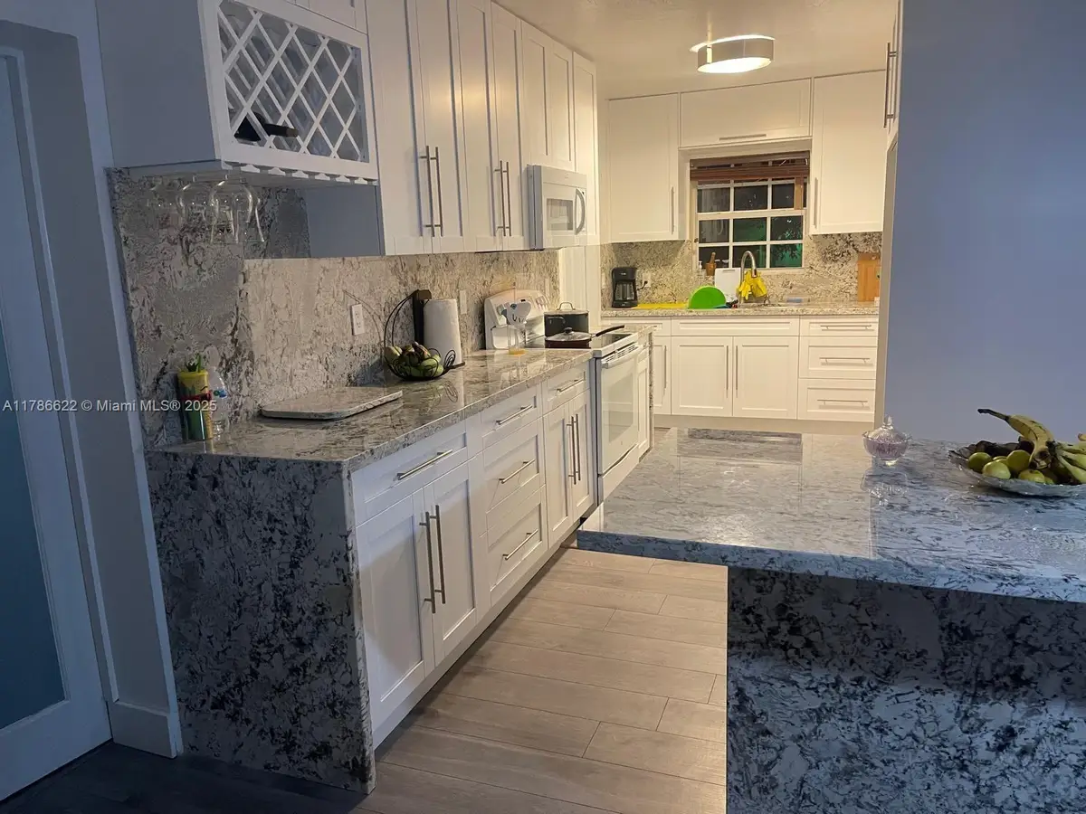 3103 NW 157th St, Miami Gardens, FL 33054 - Image #1