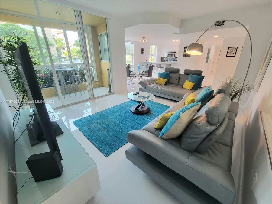 90 Alton Rd #1-TH, Miami Beach, FL 33139 - Image #3
