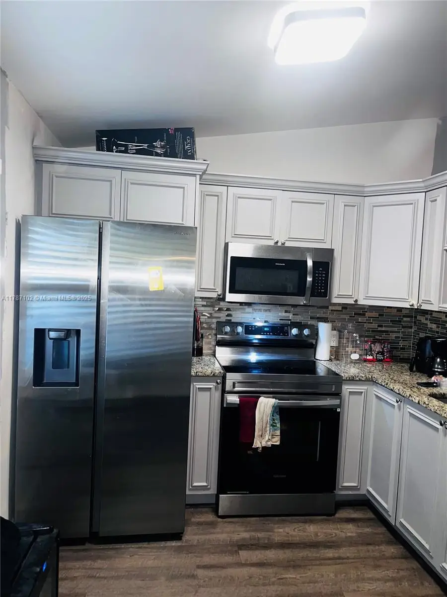 4335 NW 4th Ave, Deerfield Beach, FL 33064 - Image #2